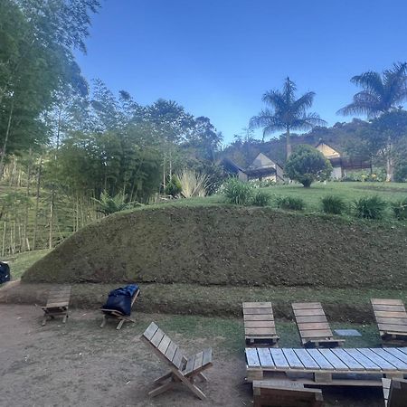 Volare Guatape Isla Hostel Ngoại thất bức ảnh