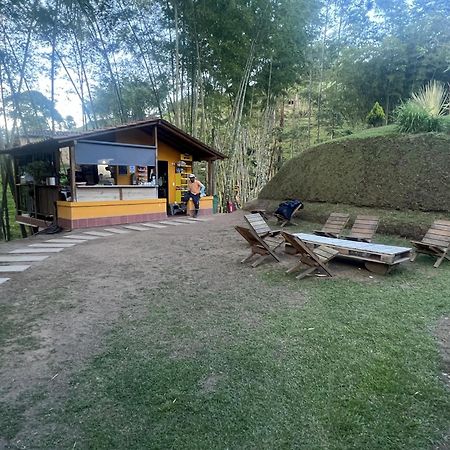 Volare Guatape Isla Hostel Ngoại thất bức ảnh
