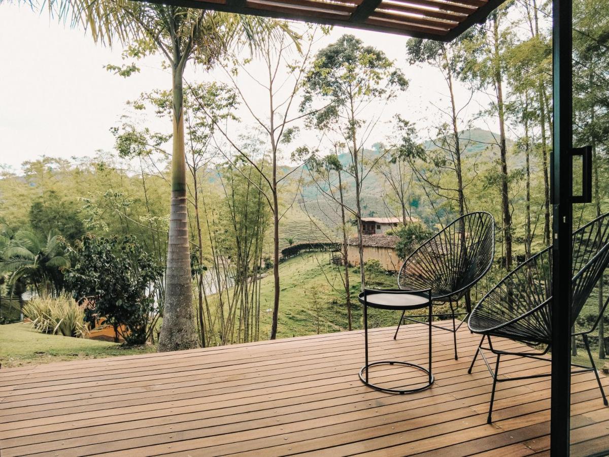 Volare Guatape Isla Hostel Ngoại thất bức ảnh