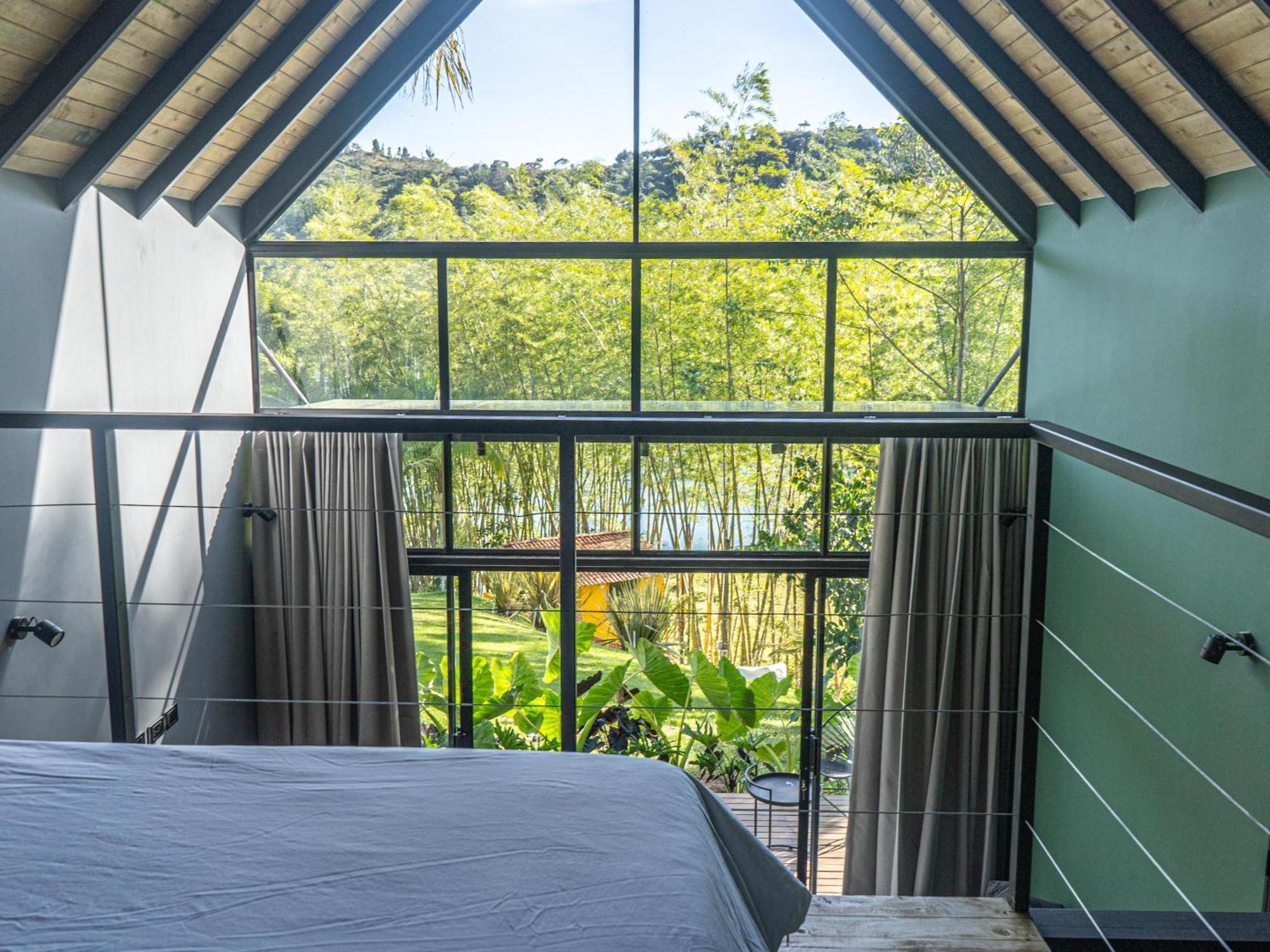 Volare Guatape Isla Hostel Ngoại thất bức ảnh