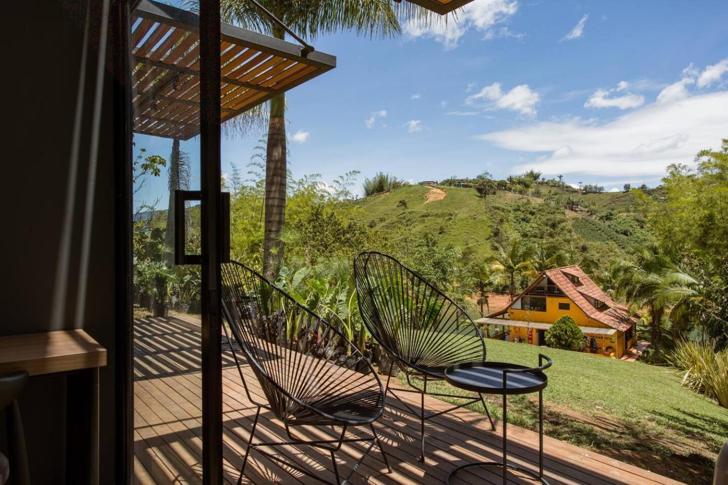 Volare Guatape Isla Hostel Ngoại thất bức ảnh