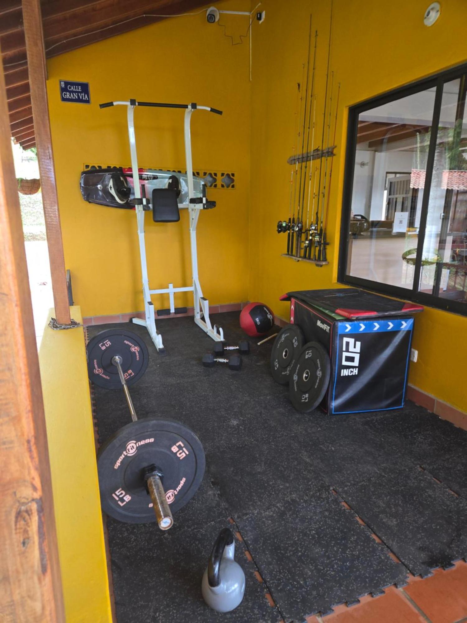 Volare Guatape Isla Hostel Ngoại thất bức ảnh