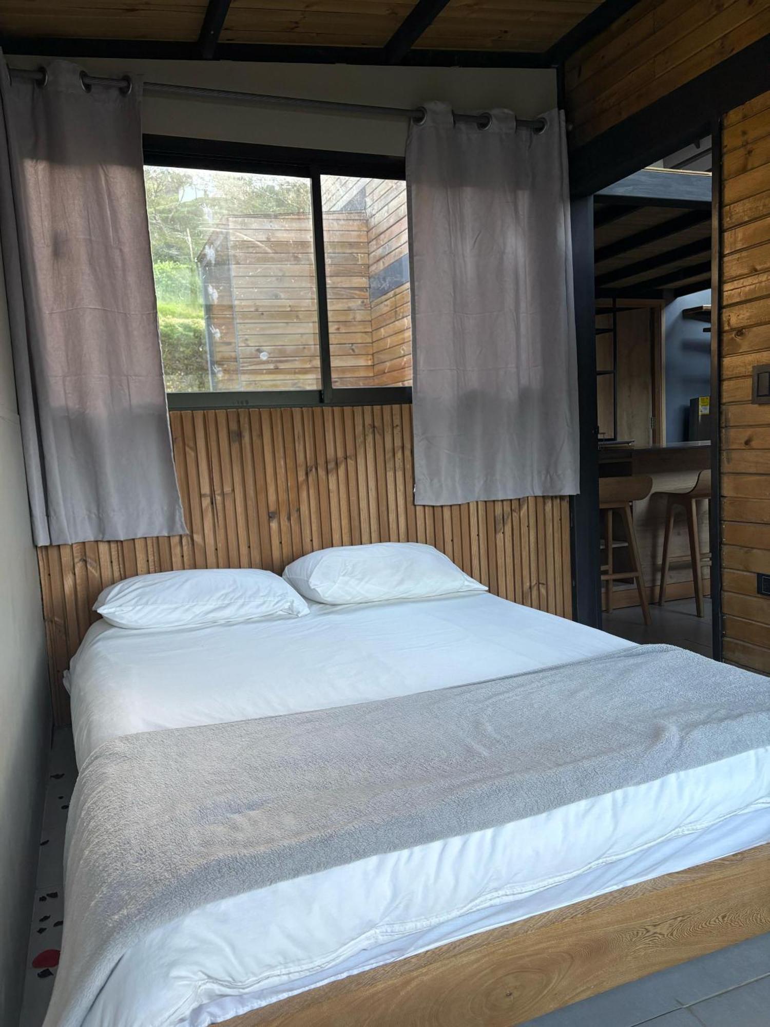 Volare Guatape Isla Hostel Ngoại thất bức ảnh