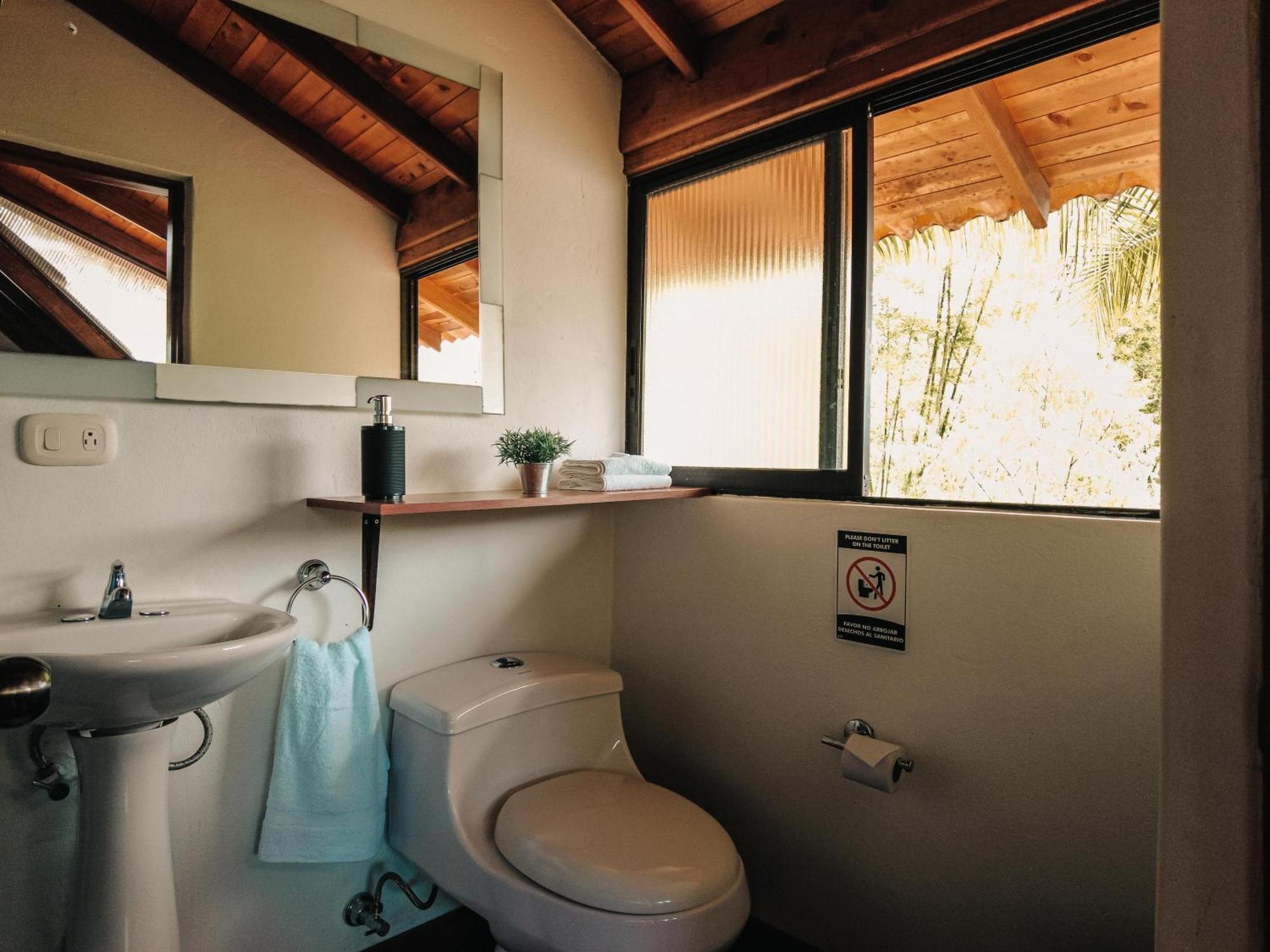 Volare Guatape Isla Hostel Ngoại thất bức ảnh